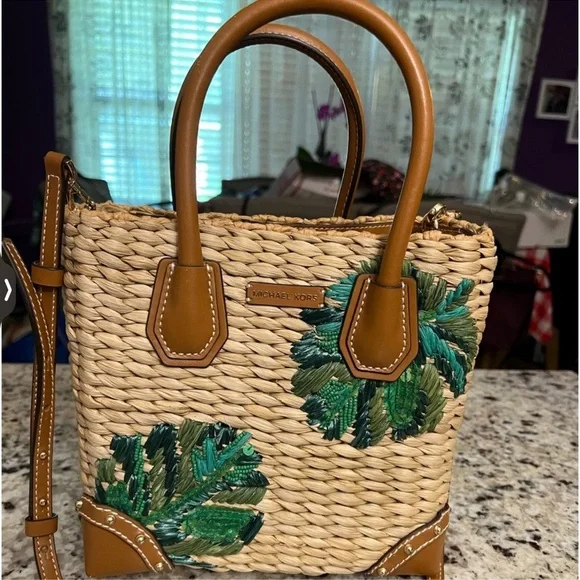 Michael Kors Bag - Picture 12 of 15